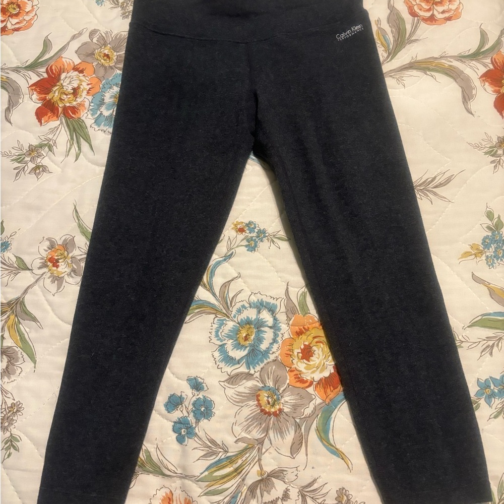 Women’s S Calvin Klein performance Capri
